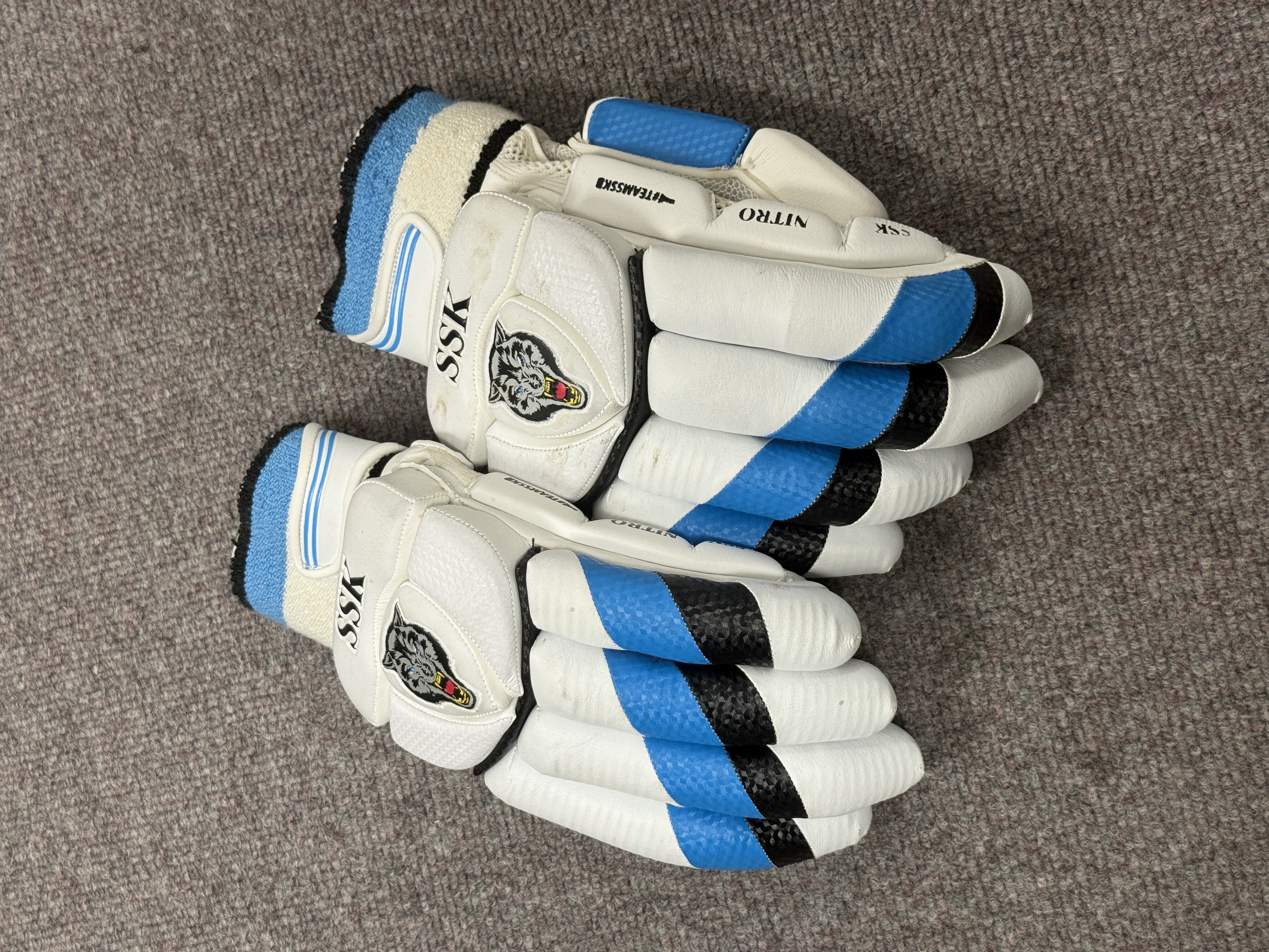SSK Nitro Right Handed Cricket Batting Gloves