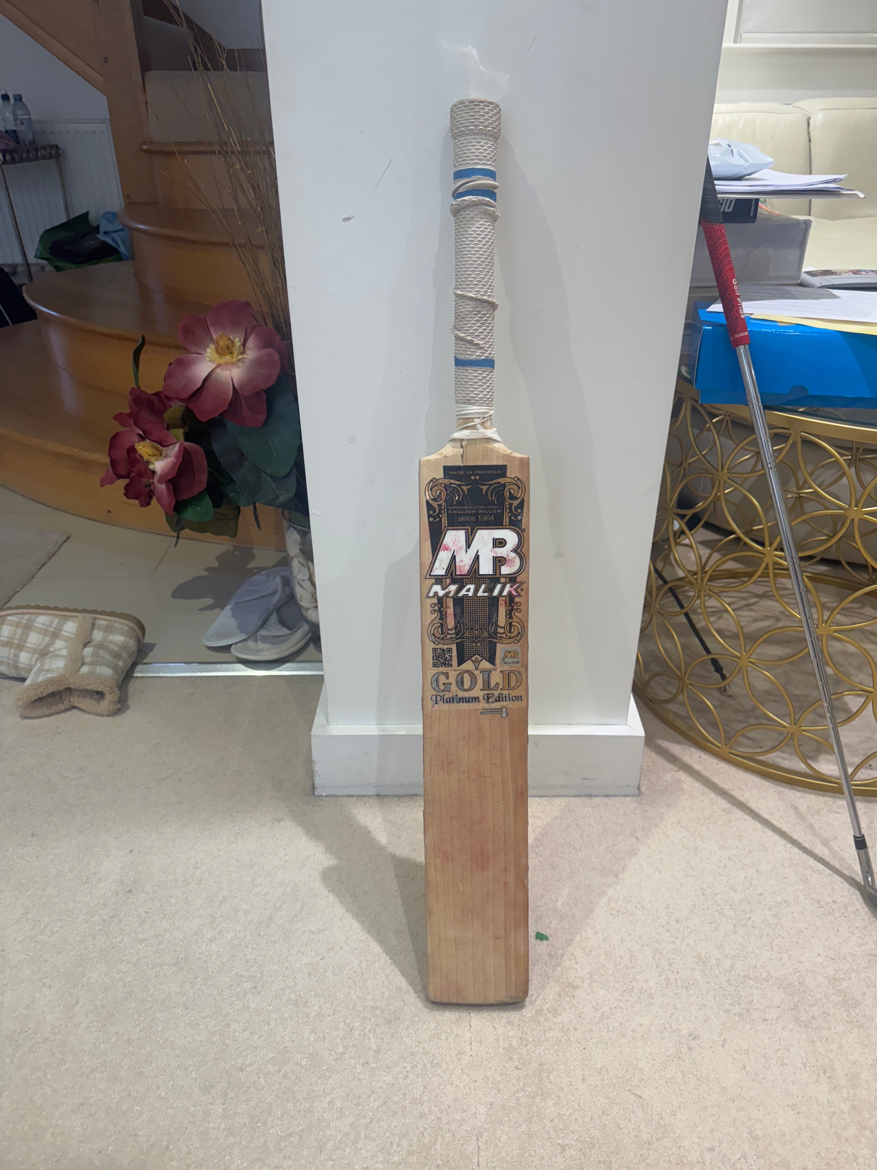 Malik cricket bat Gold platinum edition short handle 2.7 lbs